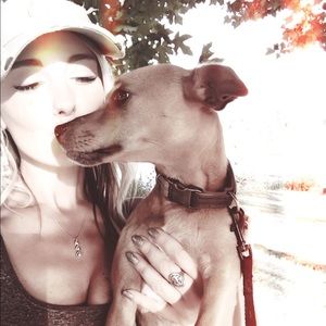 Meet your Posher, Alyssa